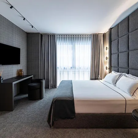 Zeta Apart-hotel Bari
