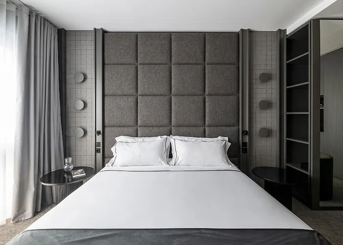 Zeta Aparthotel Bari