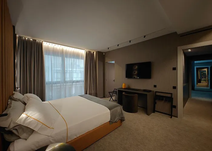 Zeta Aparthotel Bari